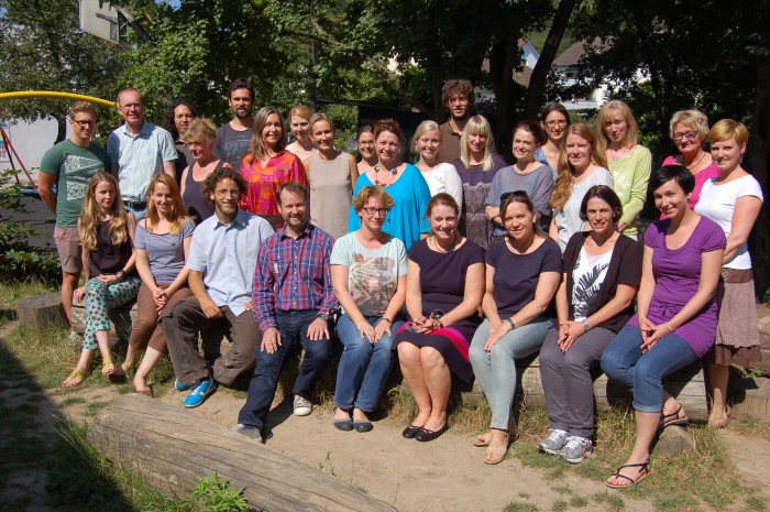 Unser Team nach dem Anbau der Grundschule