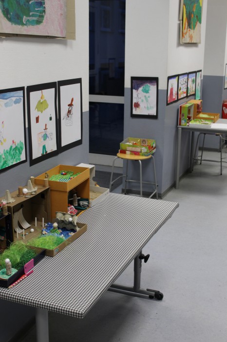 Der untere Teil des Altbaues ist voller Ausstellungsstücke.